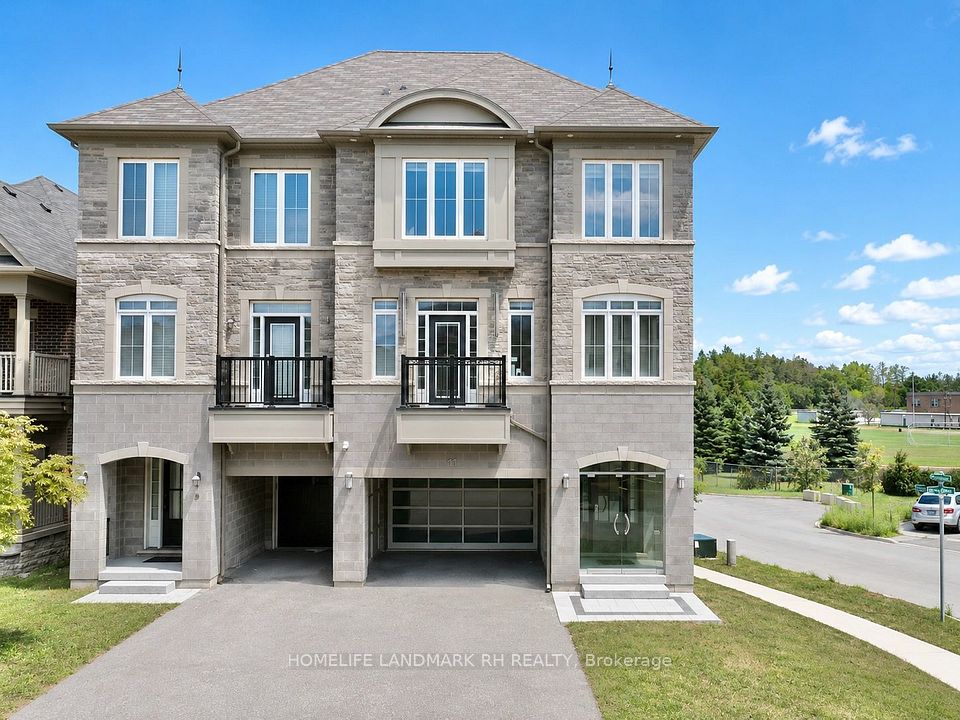 Semi-Detached  at 11 Lorne Glen Street, Markham, ON L6C 0Z4, Markham