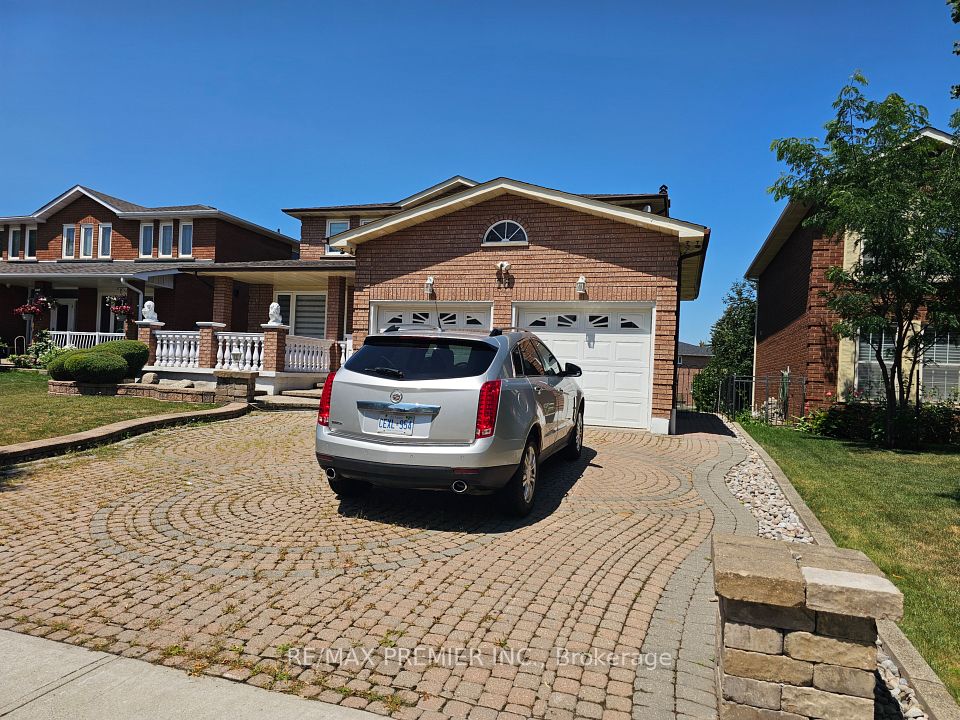Detached at 16 Vineyard Court B - Basement, Vaughan, ON L4L 5M3, Vaughan
