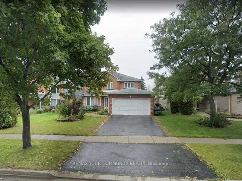 Detached at 243 Glenway Circle, Newmarket, ON L3Y 7S6, Newmarket
