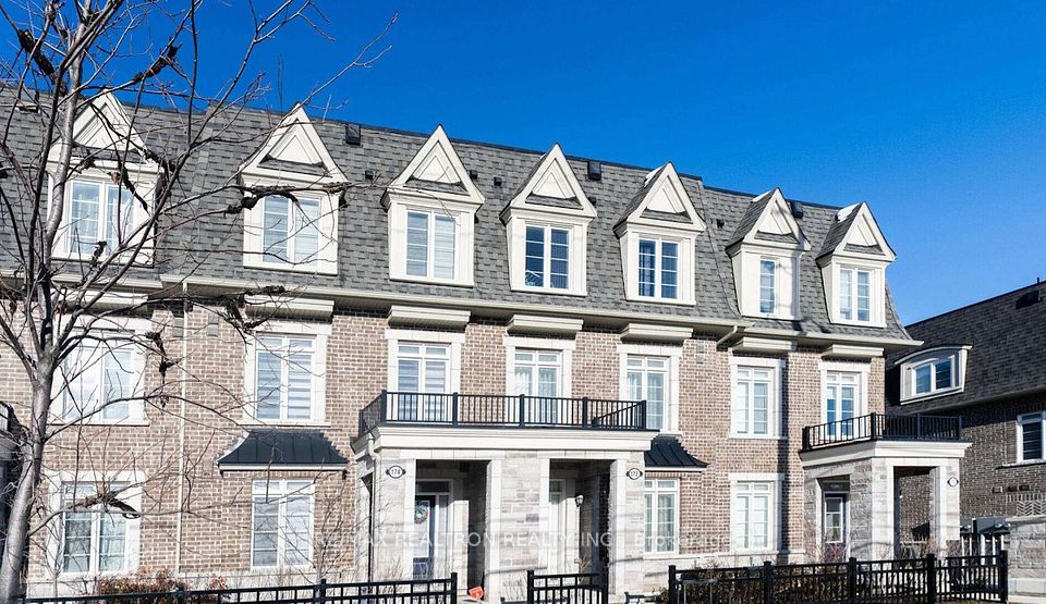 Att/Row/Townhouse at 172 Elgin Mills Road W, Richmond Hill, ON L4C 5S4, Richmond Hill