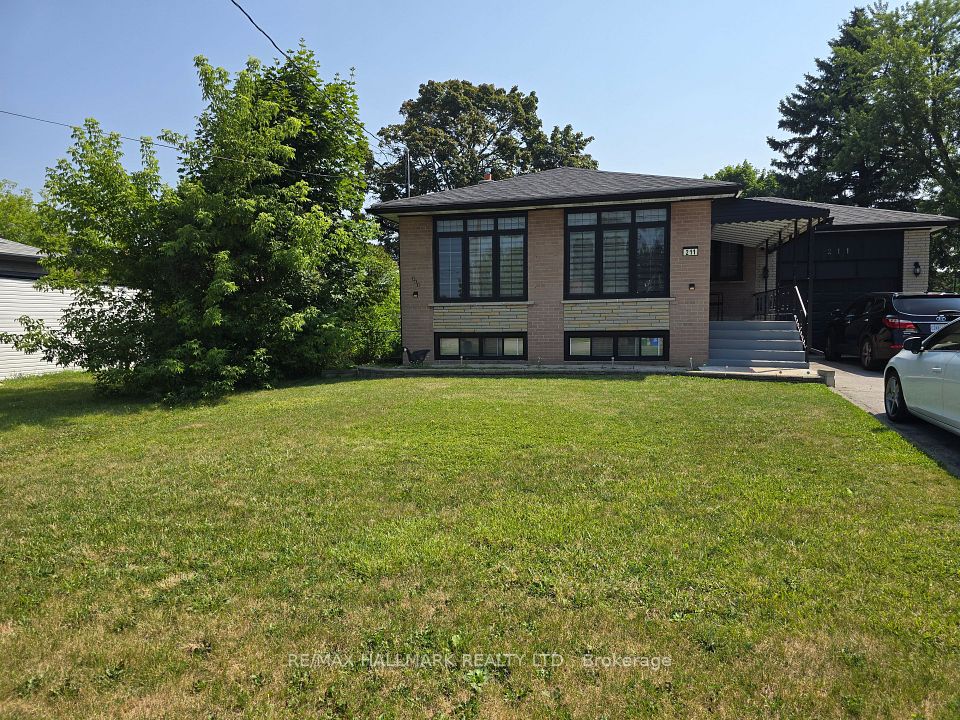 Detached at 211 Norfolk Avenue, Richmond Hill, ON L4S 0B2, Richmond Hill