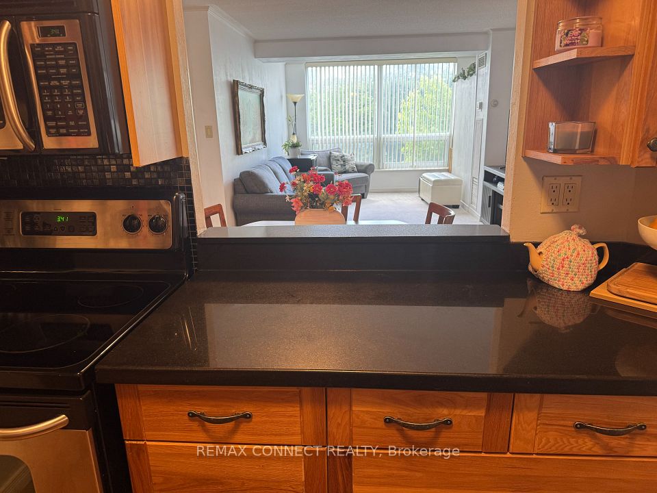 Condo Apartment at 326 Major Mackenzie Drive E 221, Richmond Hill, ON L4C 8T4, Richmond Hill
