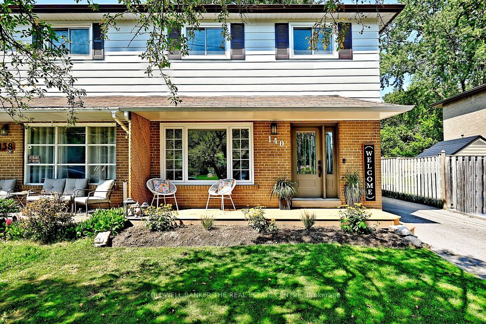Semi-Detached at 140 Lundy's Lane, Newmarket, ON L3Y 3S3, Newmarket