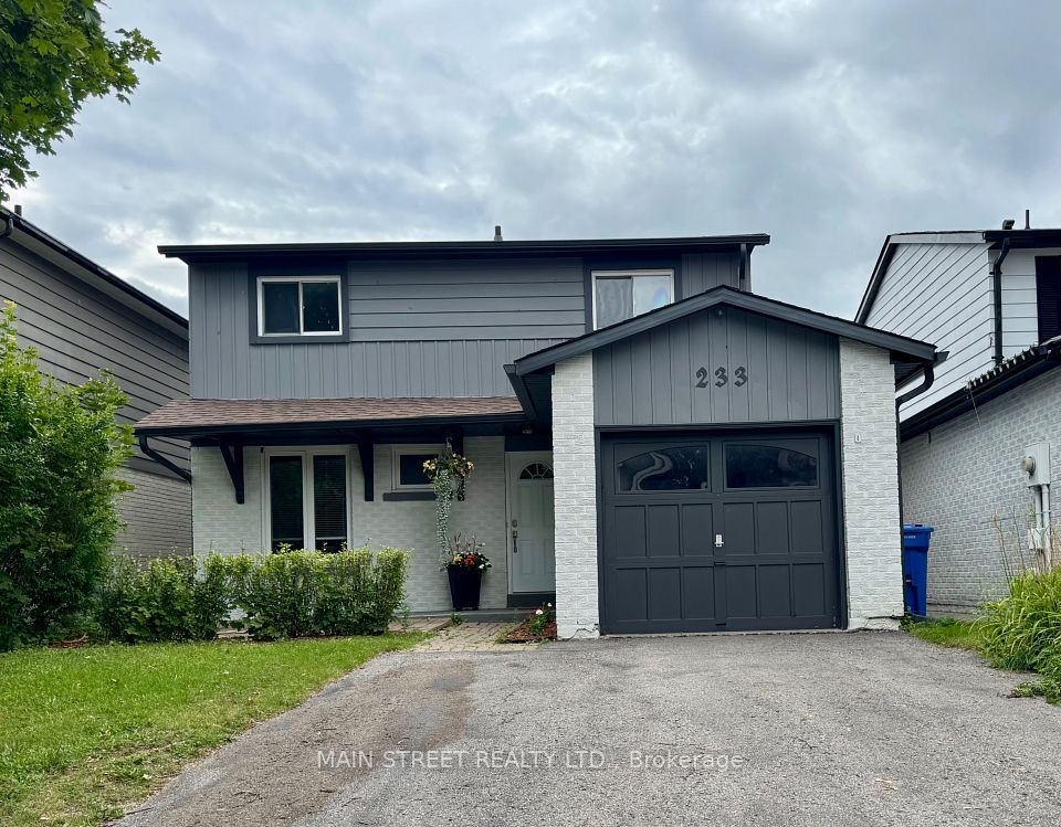 233 Thoms Crescent, Newmarket, ON L3Y 1C9 at 233 Thoms Crescent, Newmarket, ON L3Y 1C9, Newmarket, ON, L3Y 1C9