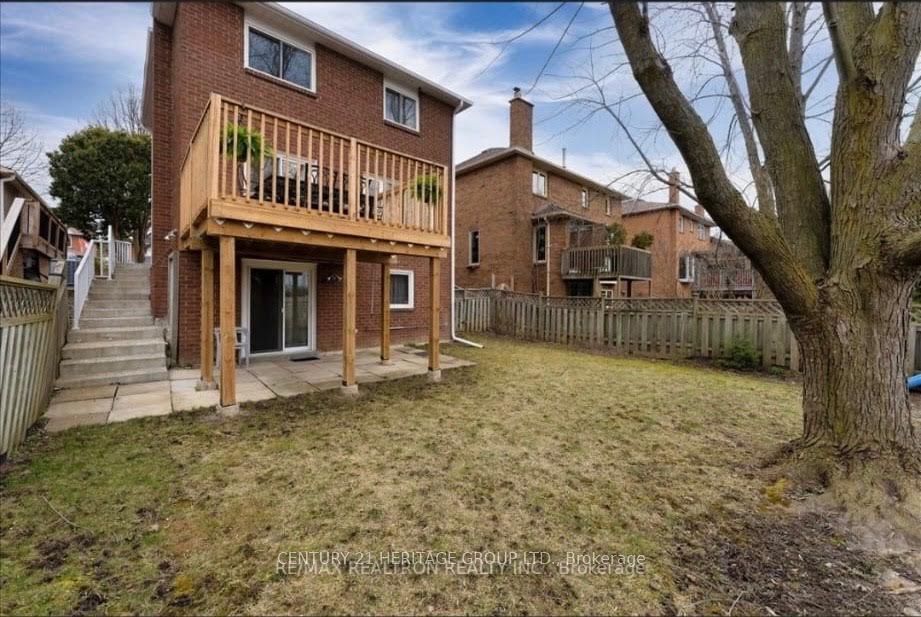 Detached at 37 April Gardens N Bsmt, Aurora, ON L4G 4R7, Aurora