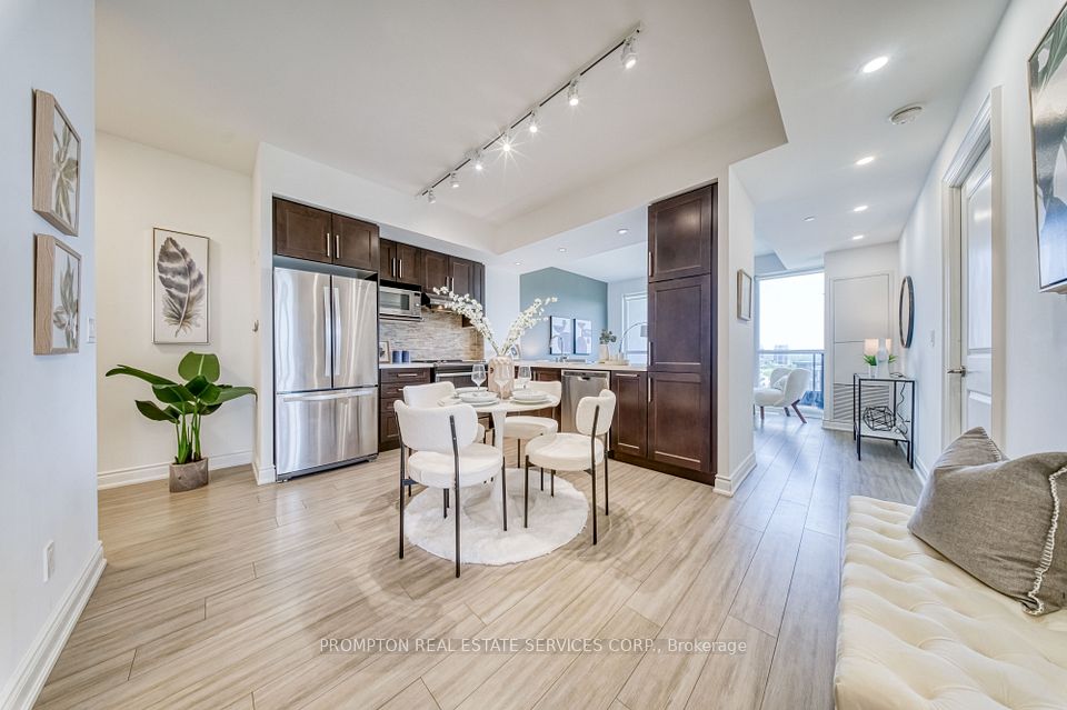 Condo Apartment at 38 Cedarland Drive 1208, Markham, ON L6G 0G7, Markham