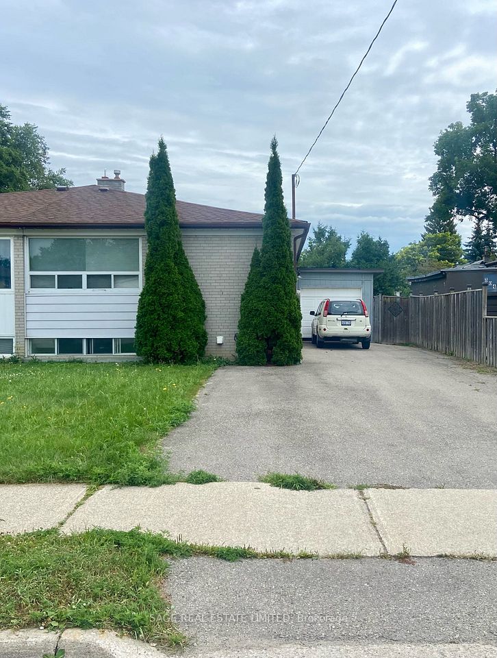 Semi-Detached at 308 Taylor Mills Drive N Bsmt, Richmond Hill, ON L4C 2T9, Richmond Hill