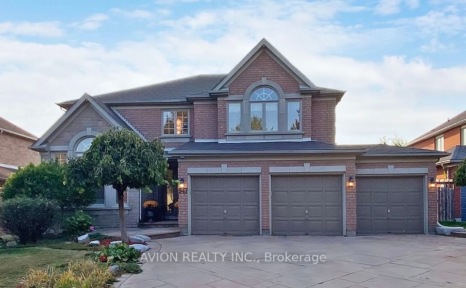 Detached at BSMT-947 Northern Prospect Crescent, Newmarket, ON L3X 1N8, Newmarket