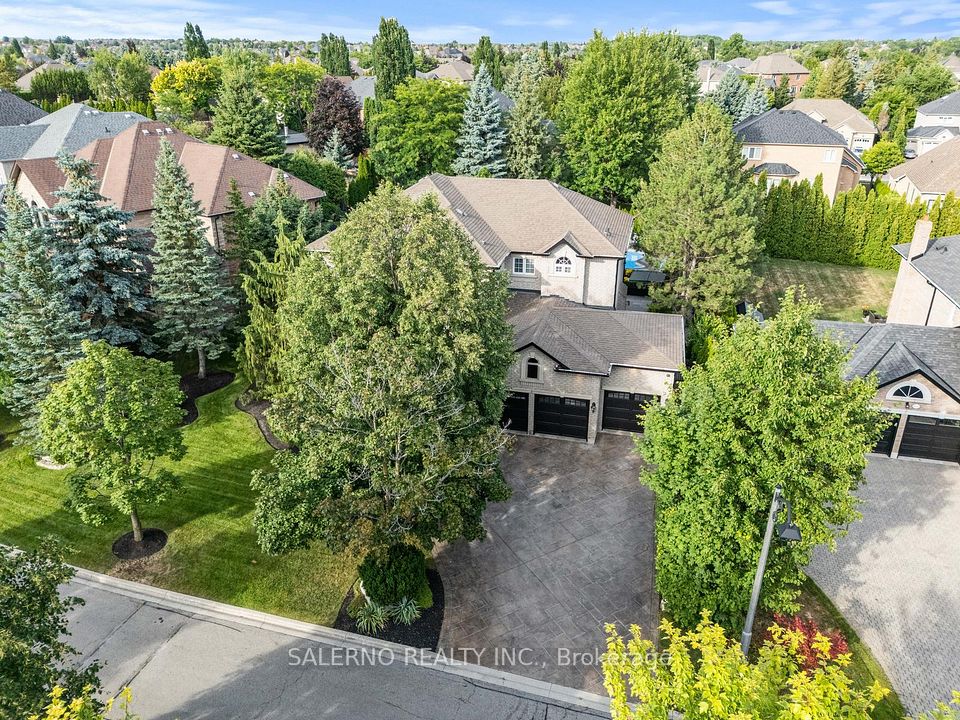 Detached at 107 Deerchase Circle, Vaughan, ON L4H 1B4, Vaughan