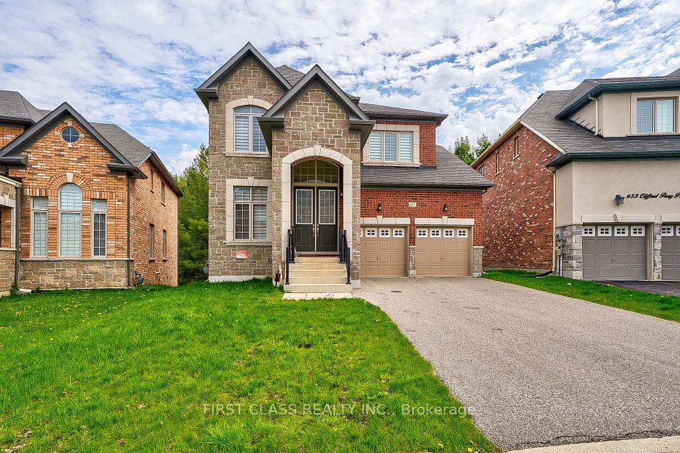Detached at 657 Clifford Perry Place, Newmarket, ON L3X 0J4, Newmarket