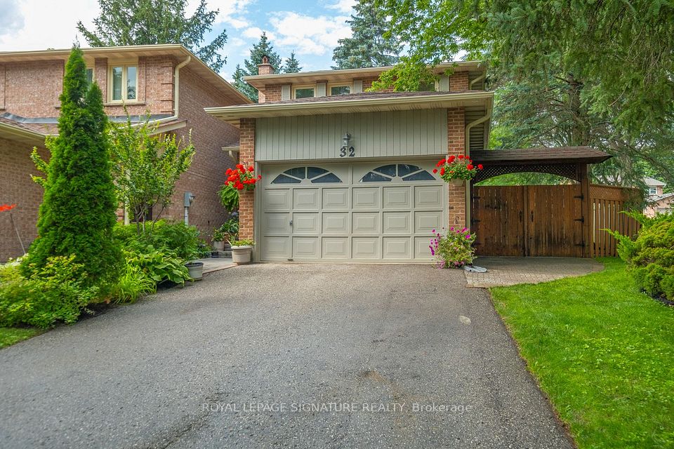 Detached at 32 Richwood Drive, Markham, ON L3P 3Y6, Markham