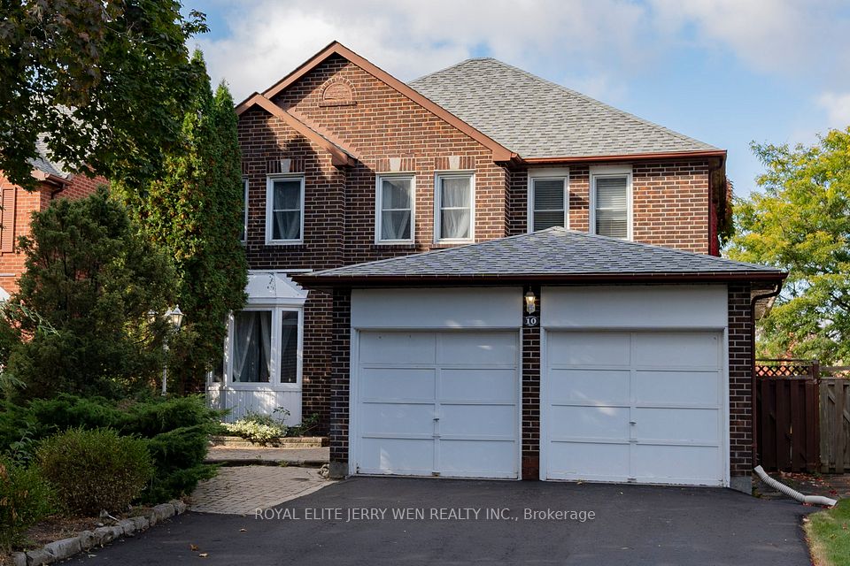 Detached at 10 Kingsboro Road, Markham, ON L3T 6S9, Markham