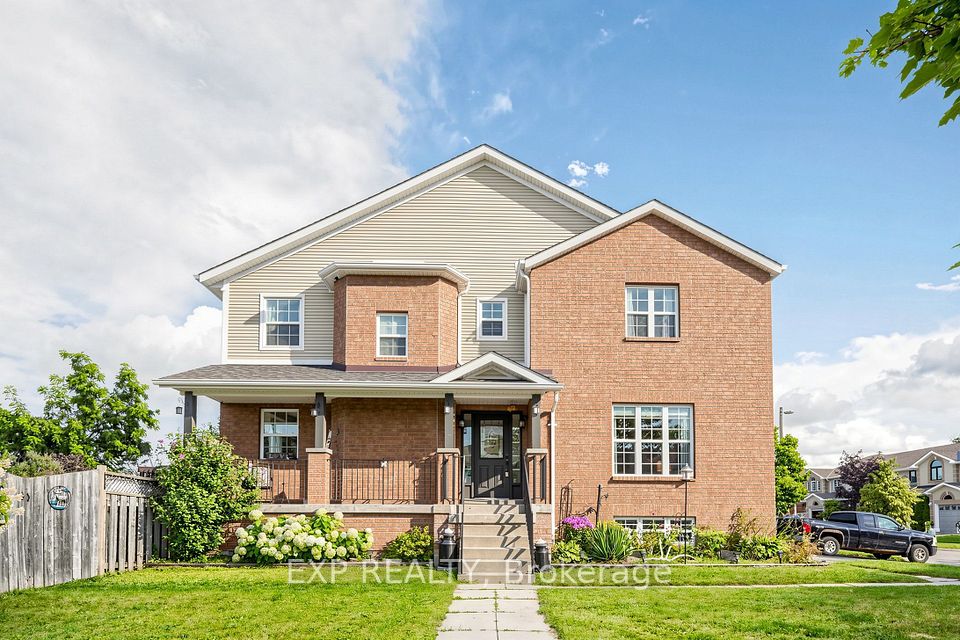 Att/Row/Townhouse at 33 Wrendale Crescent, Georgina, ON L4P 4C4, Georgina