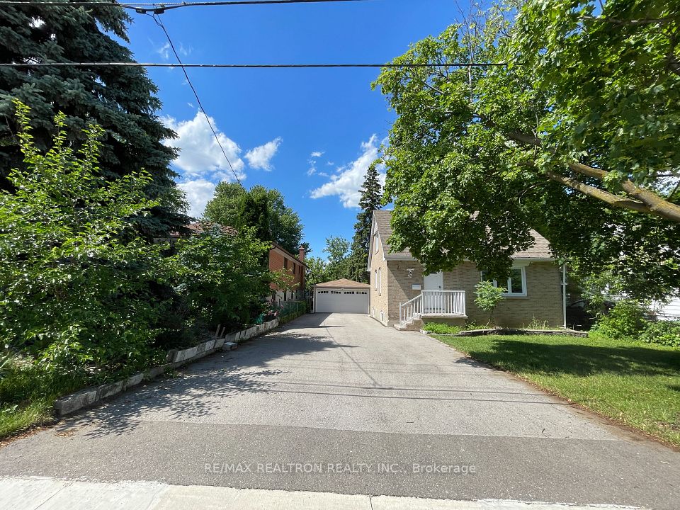 Detached at 52 Glen Cameron Road, Markham, ON L3T 1P6, Markham