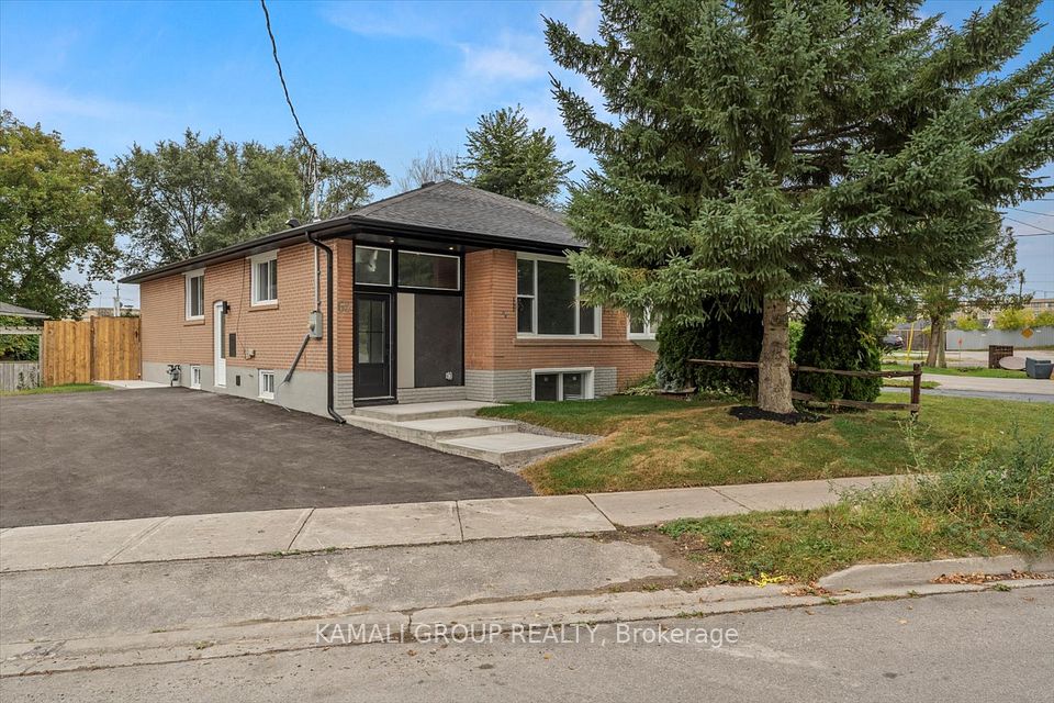 Semi-Detached  at 63 Walter Avenue MAIN, Newmarket, ON L3Y 2T4, Newmarket