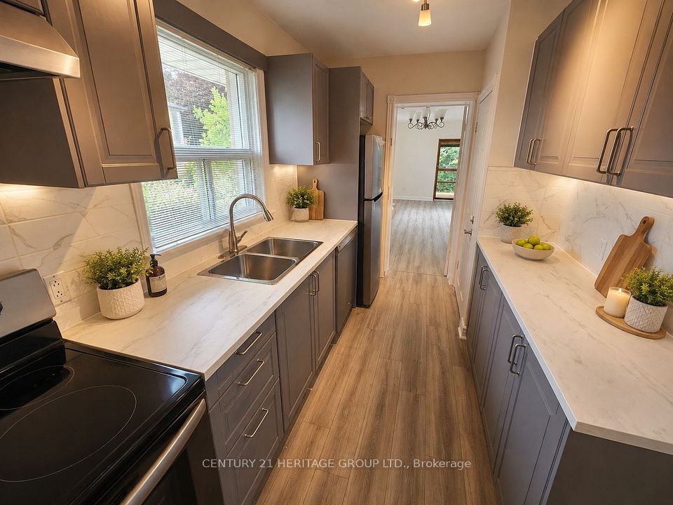 Detached at 95 Lucas Street Main, Richmond Hill, ON L4C 4P4, Richmond Hill