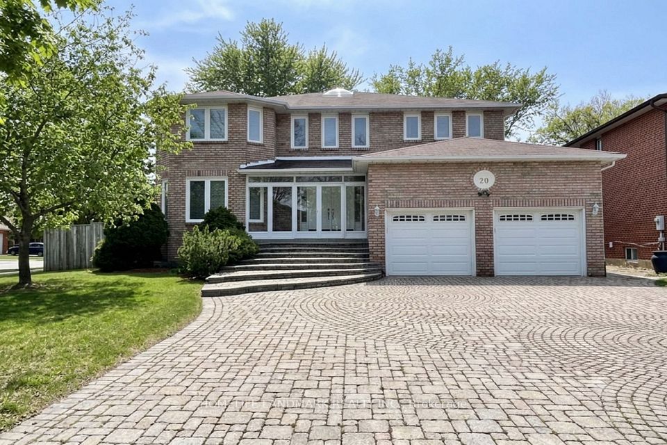 Detached at 20 Piccadilly Road, Richmond Hill, ON L4B 1S5, Richmond Hill