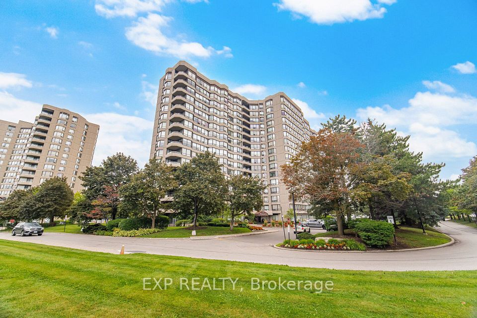 Condo Apartment at 7440 Bathurst Street 410, Vaughan, ON L4J 7K8, Vaughan