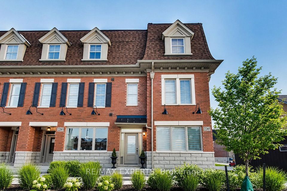 Att/Row/Townhouse at 2285 Major Mackenzie Drive W, Vaughan, ON L6A 5A8, Vaughan