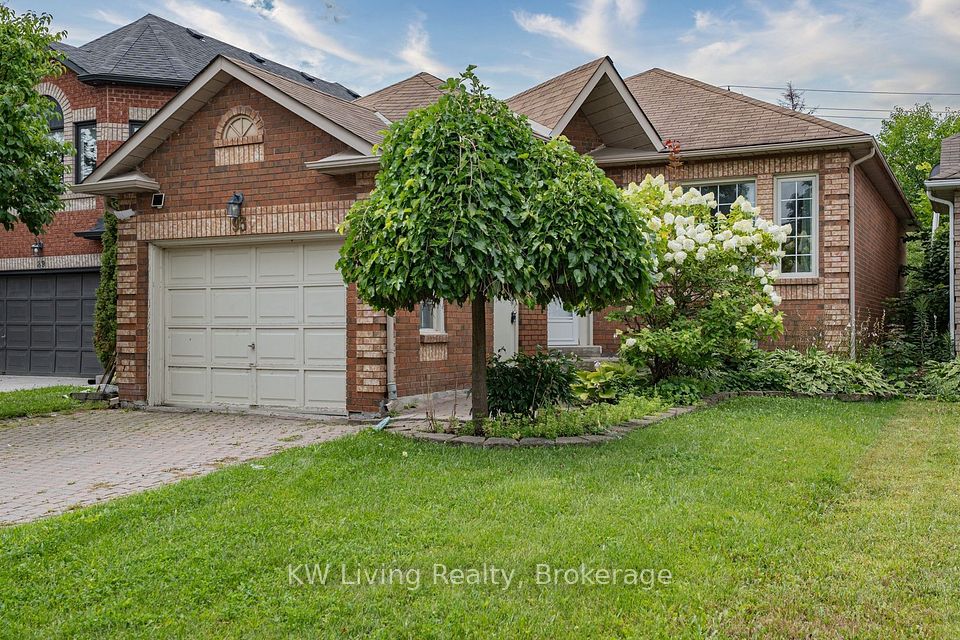 Detached at 93 Sunbird Boulevard, Georgina, ON L4P 3V8, Georgina