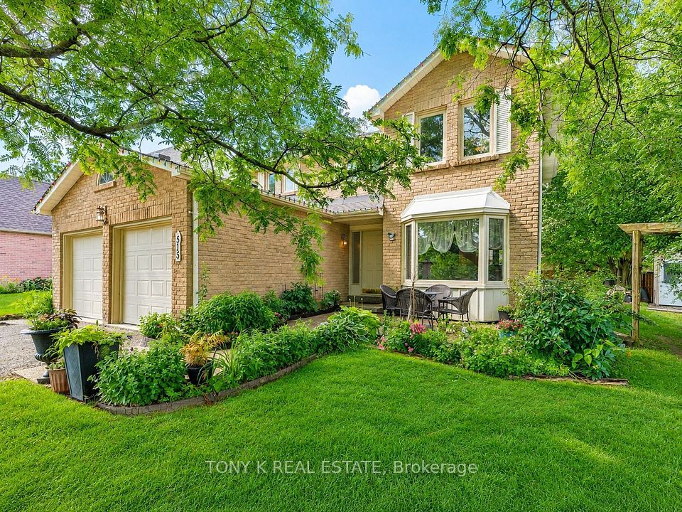 515 London Road, Newmarket, ON L3Y 6E4 at 515 London Road, Newmarket, ON L3Y 6E4, Newmarket, ON, L3Y 6E4