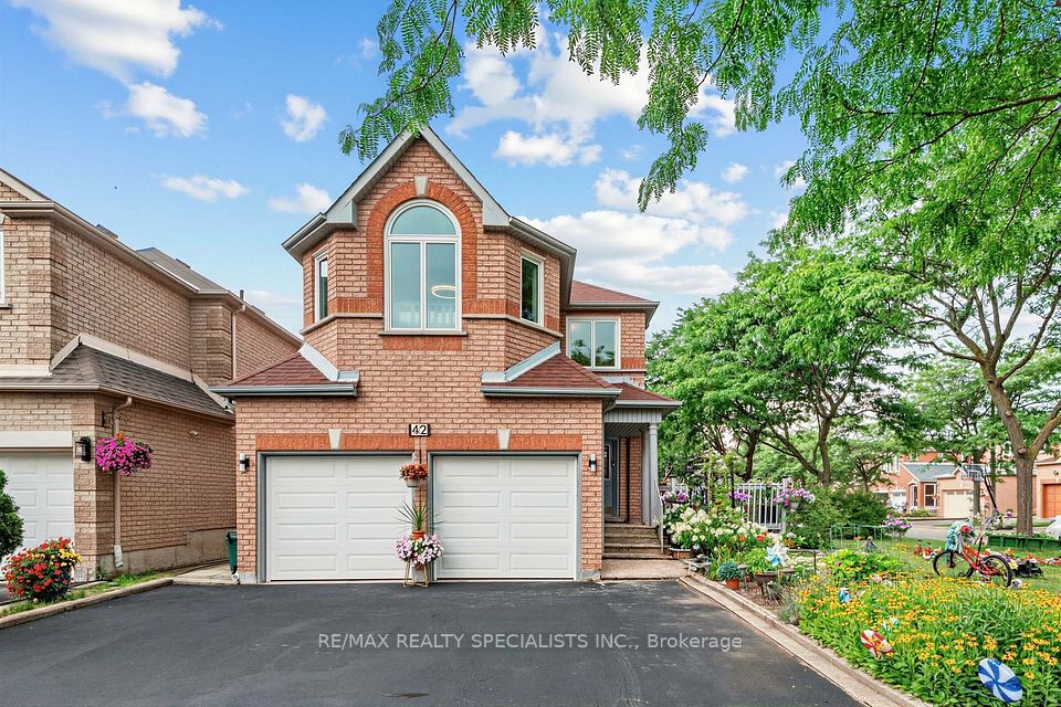 42 STANLEY Lane, Markham, ON L3S 4E3 at 42 STANLEY Lane, Markham, ON L3S 4E3, Markham, ON, L3S 4E3