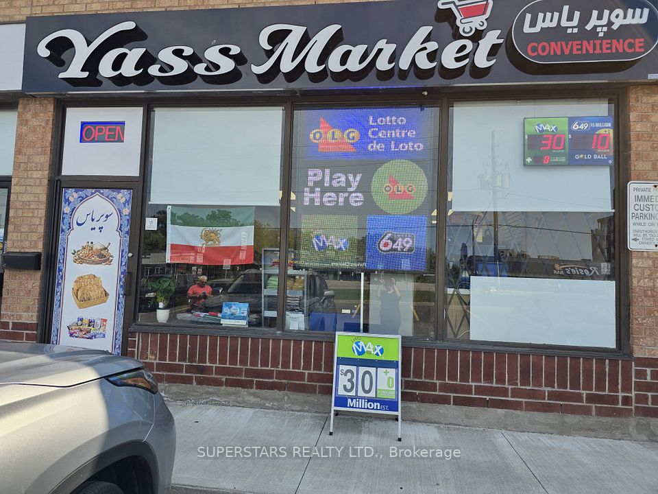 15461 Yonge Street, Aurora, ON L4G 1P3