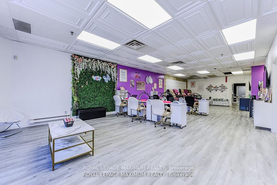 4220 Steeles Avenue W C10, Vaughan, ON L4L 3S8