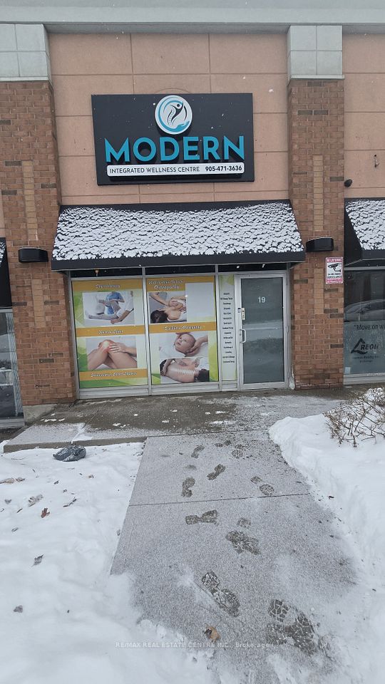25 Karachi Drive 19, Markham, ON L3S 0B5
