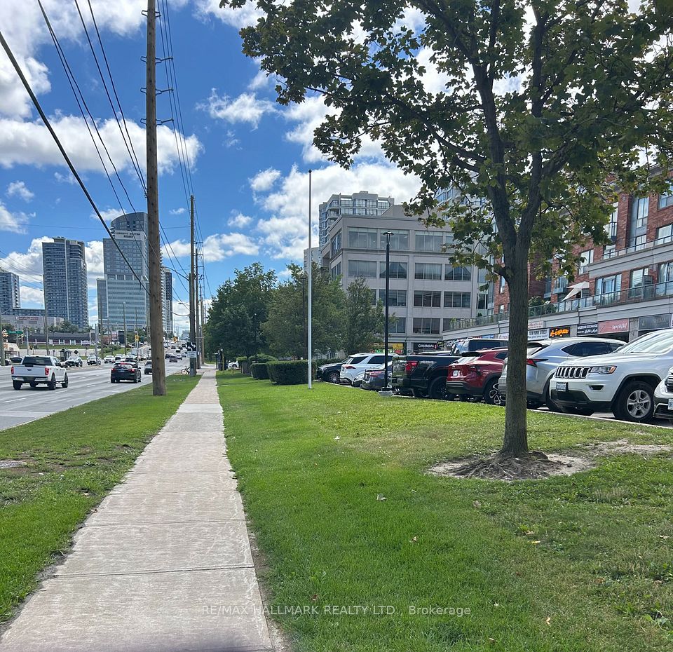 7378 Yonge Street 27B, Vaughan, ON L4J 8J1