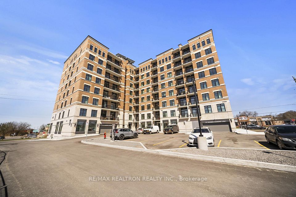 5917 Main Street Ph811, Whitchurch-Stouffville, ON L4A 5G4 at 5917 Main Street Ph811, Whitchurch-Stouffville, ON L4A 5G4, Whitchurch-Stouffville, ON, L4A 5G4