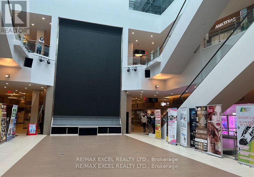 9390 Woodbine Avenue 1B9, Markham, ON L6C 0M5
