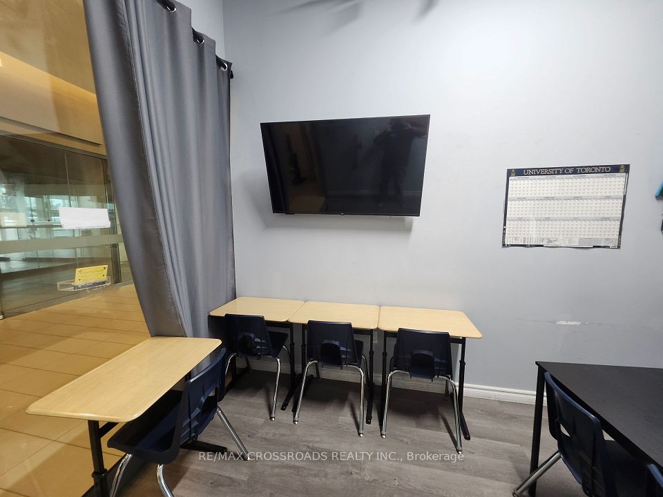 9390 Woodbine Avenue, Markham, ON L3R 9Y4