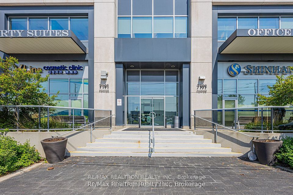 7191 Yonge Street 914, Markham, ON L3T 0C4