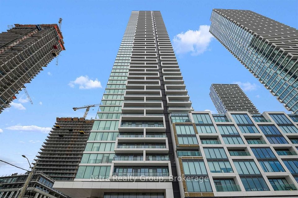 950 Portage Parkway 1703, Vaughan, ON L4K 0J7 at 950 Portage Parkway 1703, Vaughan, ON L4K 0J7, Vaughan, ON, L4K 0J7