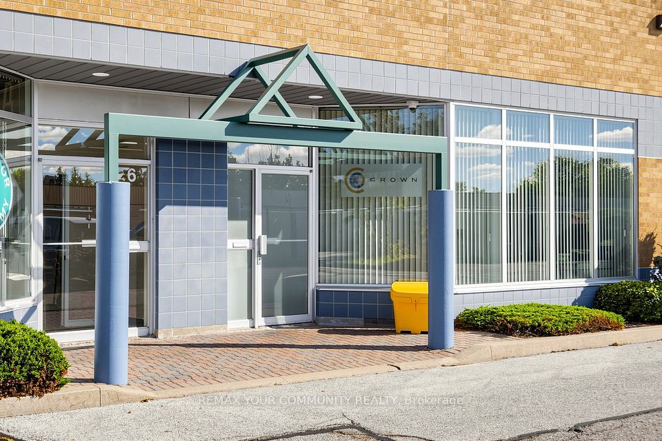 561 Edward Avenue 7, Richmond Hill, ON L4C 9W6