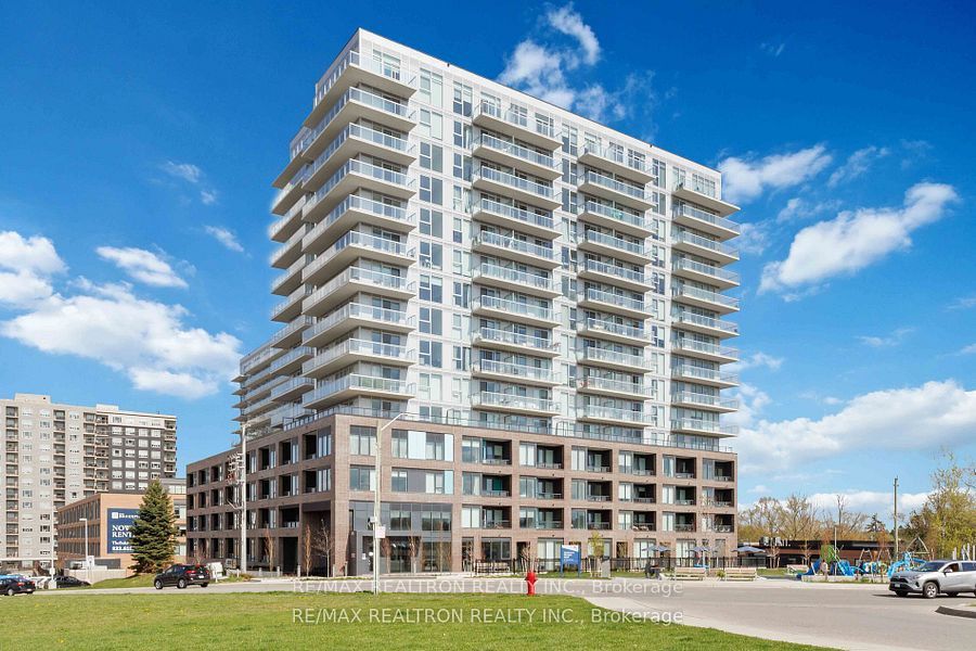 Condo Apartment at 185 Deerfield Road 315, Newmarket, ON L3Y 0G7, Newmarket