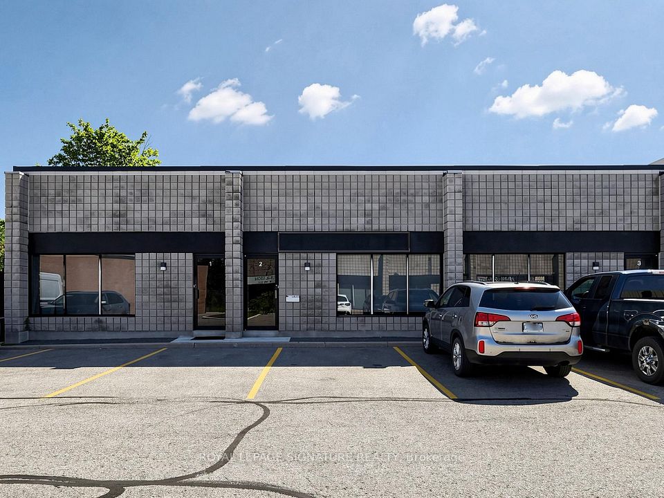 4 Vata Court 2, Aurora, ON L4G 4B6