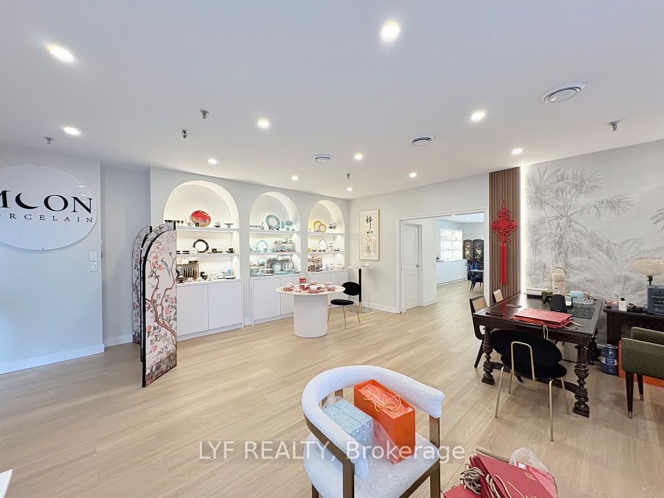 90 Nolan Court #20, Markham, ON L3R 4L9