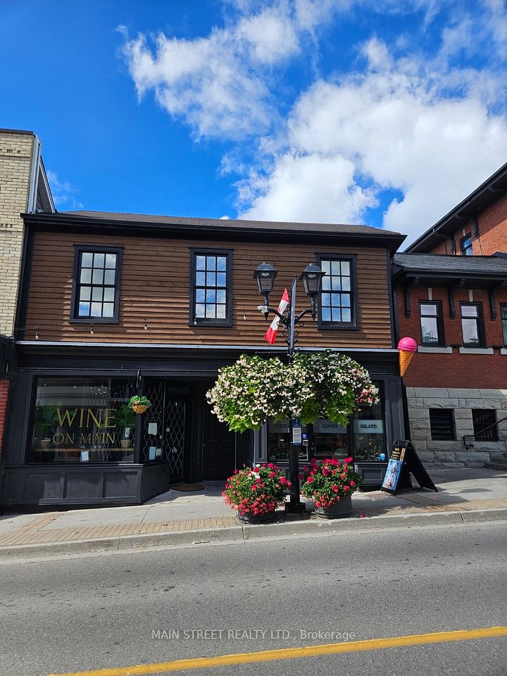 184 MAIN Street S A, Newmarket, ON L3Y 3Z2