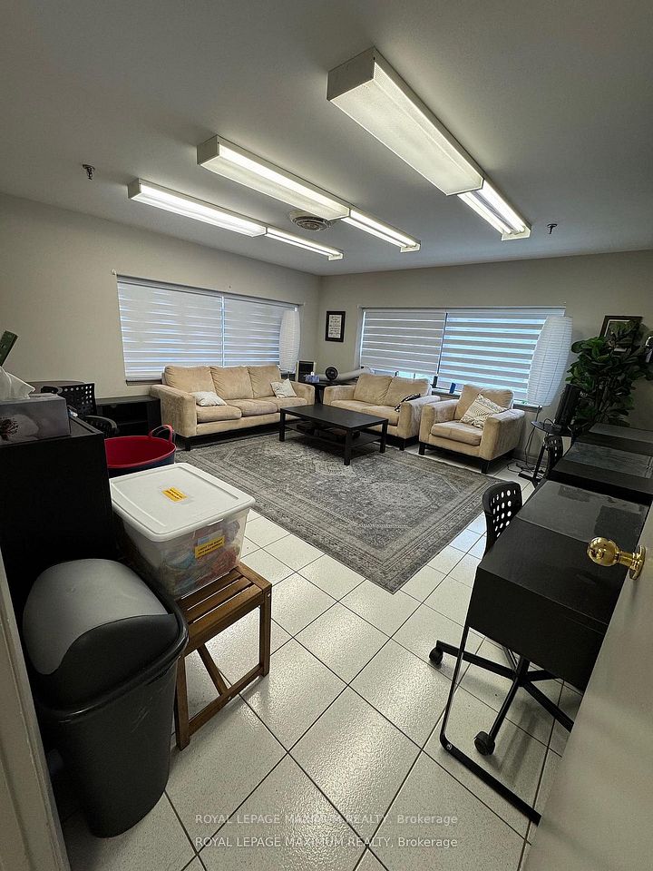 67 Rodinea Road 18, Vaughan, ON L6A 1R3