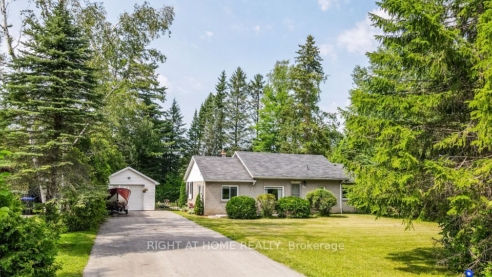 774 James Street, Innisfil, ON L9S 2G6 at 774 James Street, Innisfil, ON L9S 2G6, Innisfil, ON, L9S 2G6