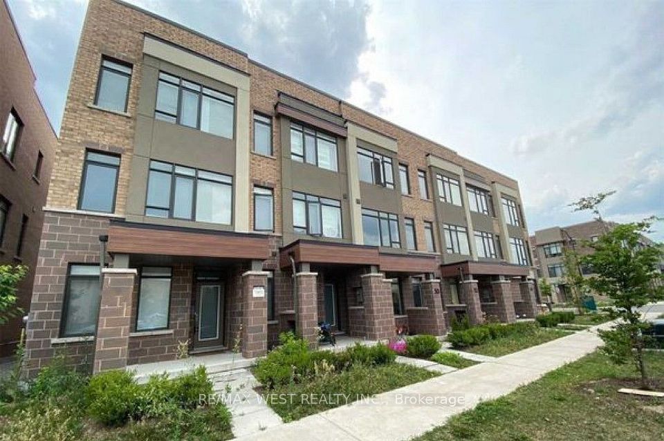 Att/Row/Townhouse at 149 Salterton Circle, Vaughan, ON L6A 4Z2, Vaughan