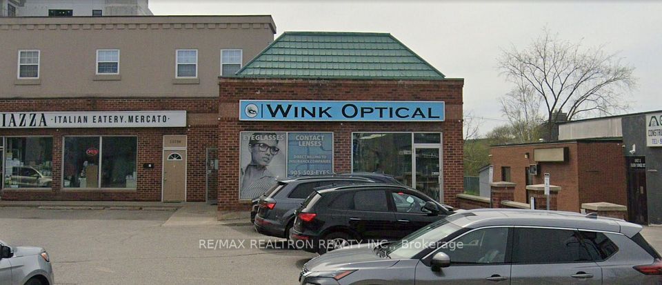 15198 Yonge Street #2, Aurora, ON L4G 1L9