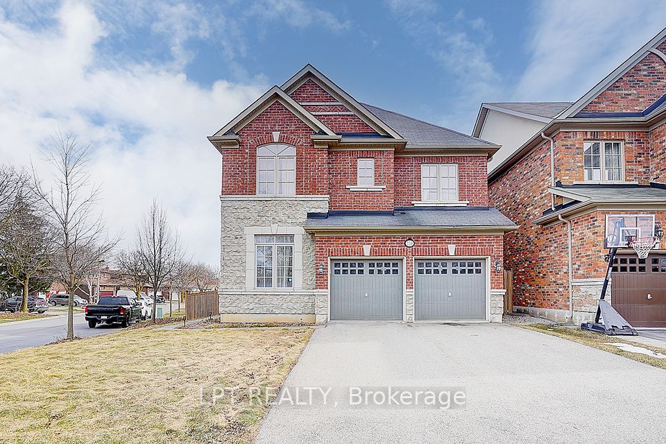 116 Dunlop Street, Richmond Hill, ON L4C 0X1 at 116 Dunlop Street, Richmond Hill, ON L4C 0X1, Richmond Hill, ON, L4C 0X1