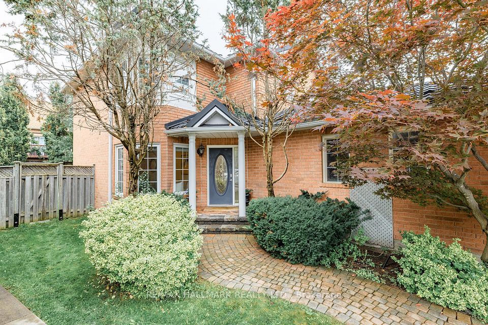 851 Hilton Boulevard, Newmarket, ON L3X 2H7 at 851 Hilton Boulevard, Newmarket, ON L3X 2H7, Newmarket, ON, L3X 2H7