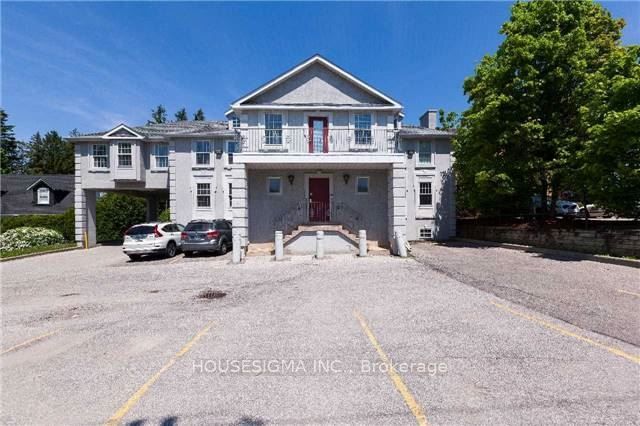 227 Eagle Street Main, Newmarket, ON L3Y 1J8