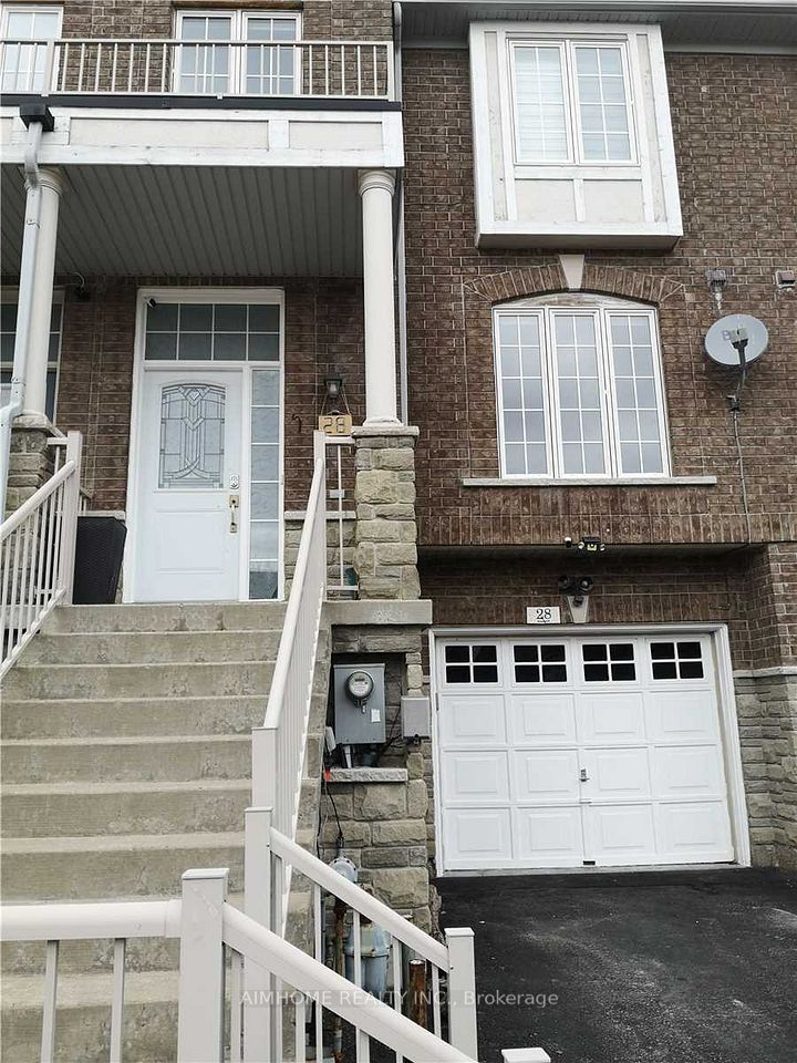 Att/Row/Townhouse at 28 Martell Gate Gl Unit, Aurora, ON L4G 0C4, Aurora