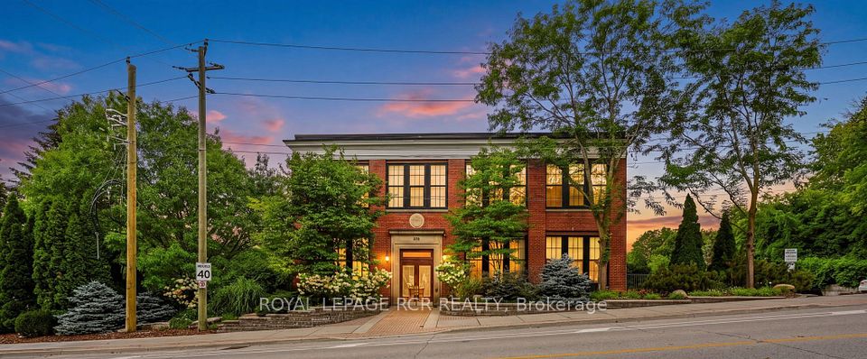 Condo Apartment at 543 Timothy Street 207, Newmarket, ON L3Y 1R1, Newmarket