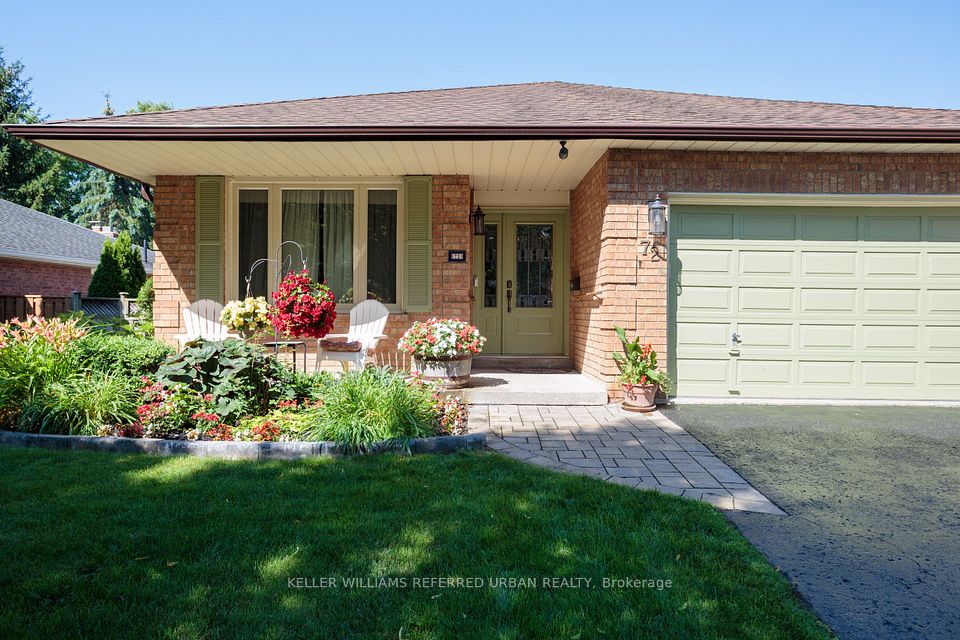 72 Munro Crescent, Uxbridge, ON L9P 1L8 at 72 Munro Crescent, Uxbridge, ON L9P 1L8, Uxbridge, ON, L9P 1L8